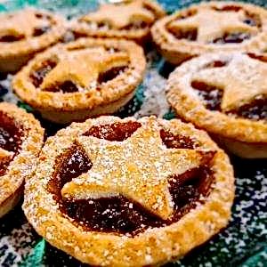 mince pie festive baking class in warwick